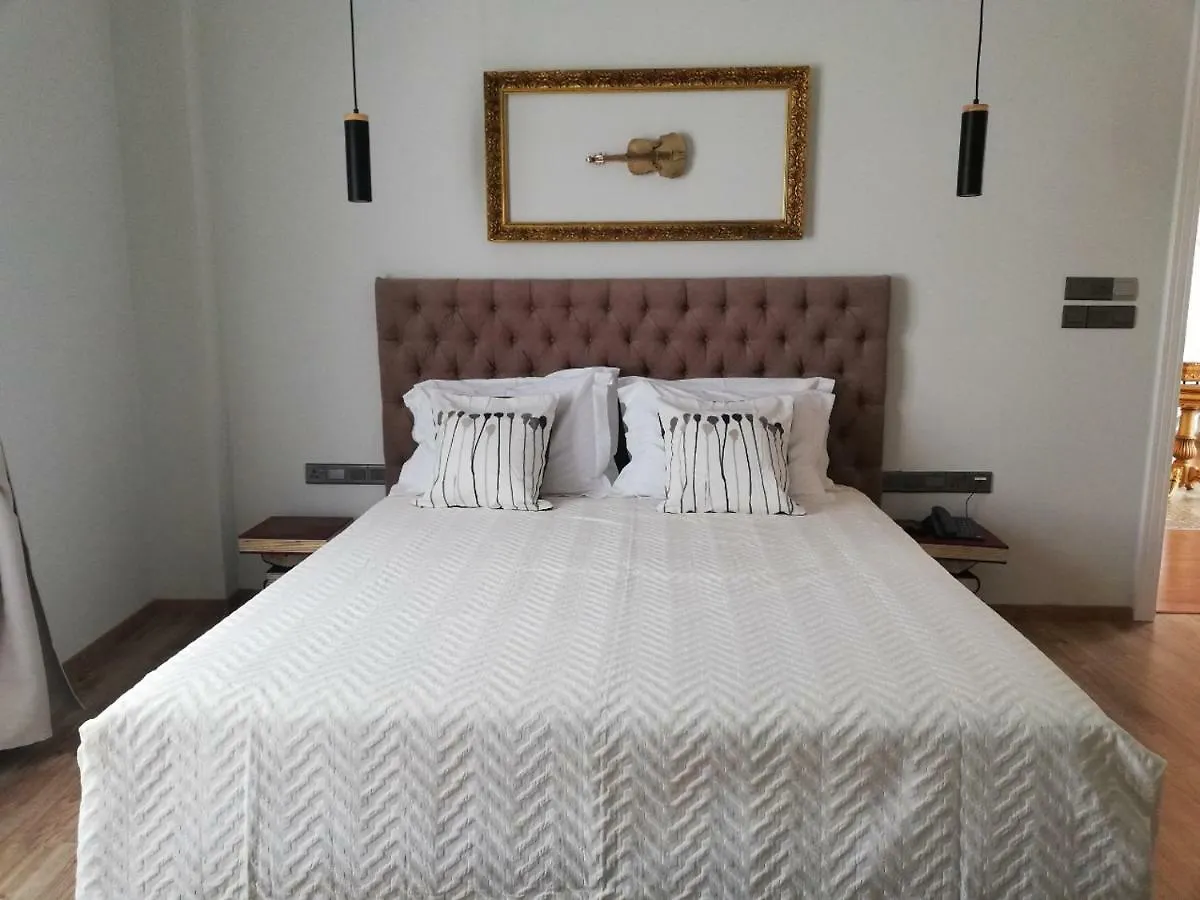 9 Muses Hotel Lárnaka